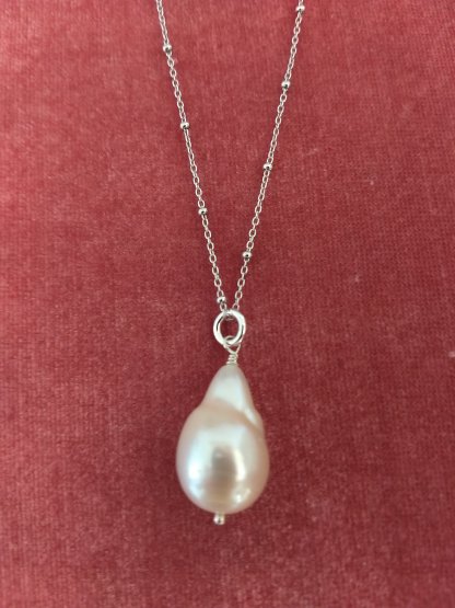 Natural Baroque Pearl